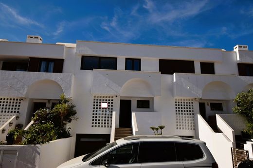 Townhouse in La Cala De Mijas, Malaga