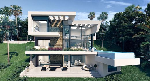 Detached House in Estepona, Malaga