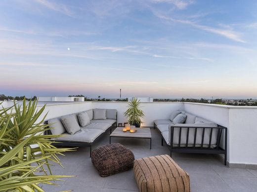 Townhouse in Nueva Andalucia, Malaga