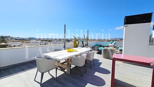 Penthouse in Santa Eulària des Riu, Balearen Inseln