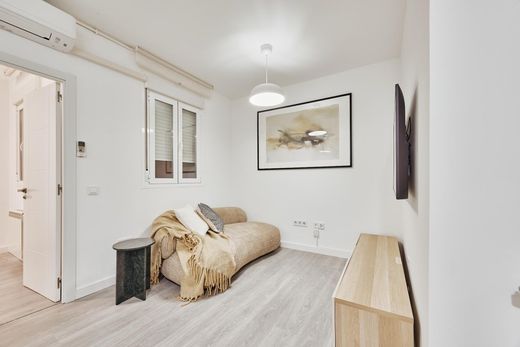 Apartment / Etagenwohnung in Madrid, Provinz Madrid