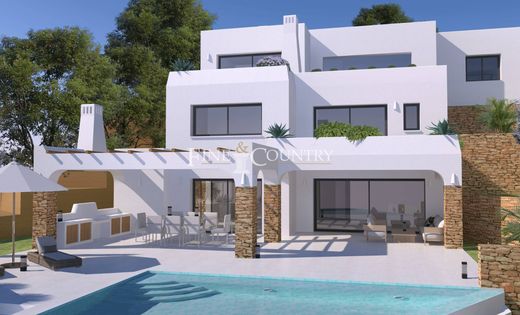 Villa in Moraira, Alicante