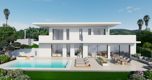Detached House in Estepona, Malaga