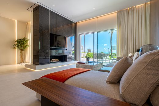 Townhouse in The Golden Mile, Malaga