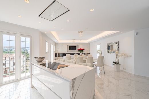 Stadthaus in Nueva Andalucia, Málaga