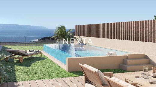 Apartment in Adeje, Province of Santa Cruz de Tenerife