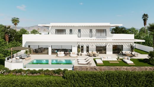 Detached House in Casares, Malaga