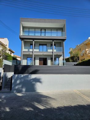Detached House in Germasógeia, Limassol District