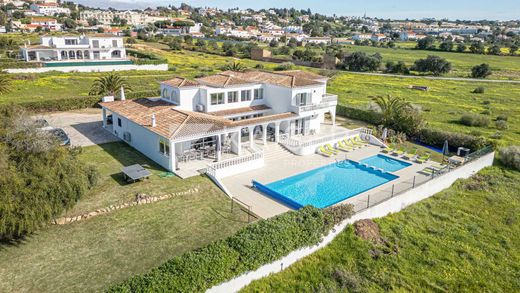 Villa in Albufeira e Olhos de Água, Albufeira
