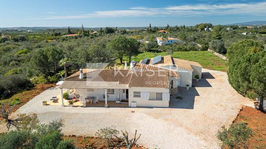 Villa in Algoz e Tunes, Silves