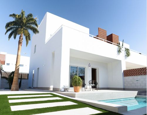 Villa in Pilar de la Horadada, Alicante