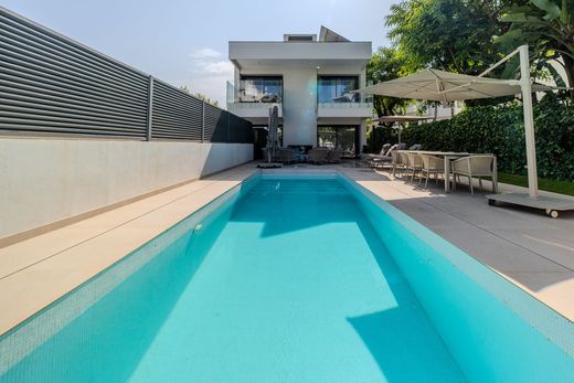 Casa Unifamiliare a Puerto Banús, Málaga