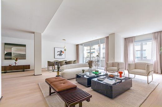 Apartment / Etagenwohnung in Madrid, Provinz Madrid