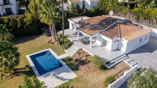 Detached House in Estepona, Malaga