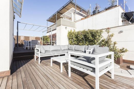 Apartment / Etagenwohnung in Barcelona, Provinz Barcelona