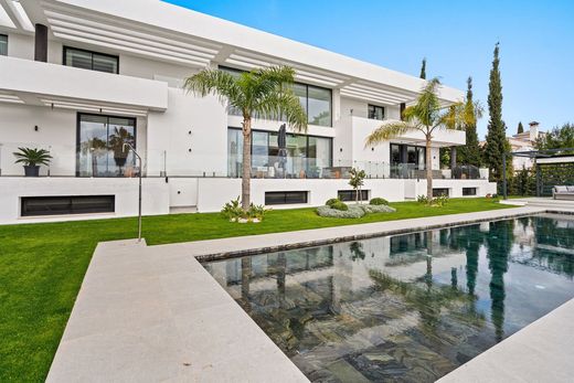 Detached House in Estepona, Malaga