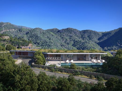 Detached House in Benahavís, Malaga