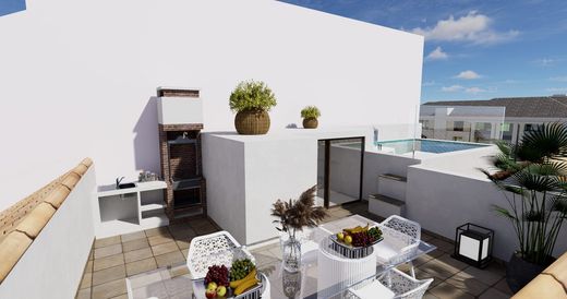 Mehrfamilienhaus in Estepona, Málaga