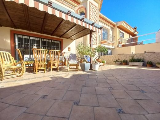 Twee-onder-een-kapwoning in San Pedro de Alcántara, Provincia de Málaga