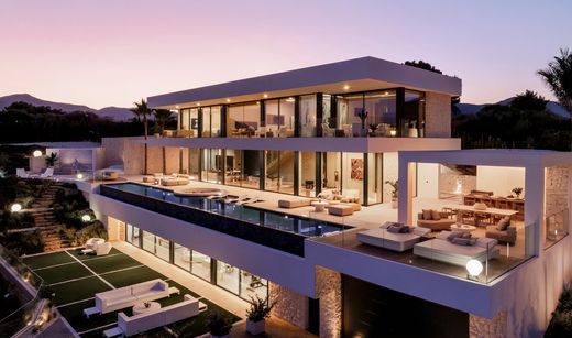 Detached House in Benahavís, Malaga