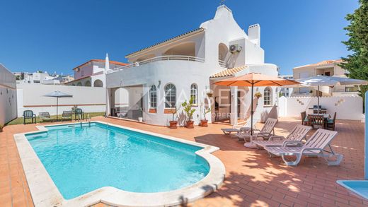 Villa Albufeira e Olhos de Água, Albufeira