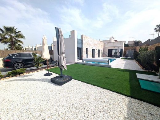 Villa in Algorfa, Provincia de Alicante