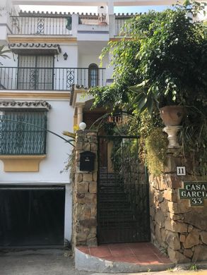 Townhouse in Estepona, Malaga