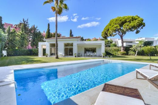 Detached House in Guadalmina, Malaga
