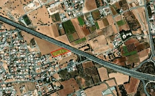 Land in Káto Polemídia, Limassol District