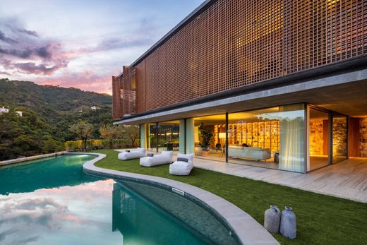 Villa in Benahavís, Malaga