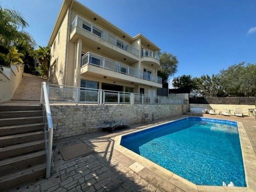 Detached House in Germasógeia, Limassol District