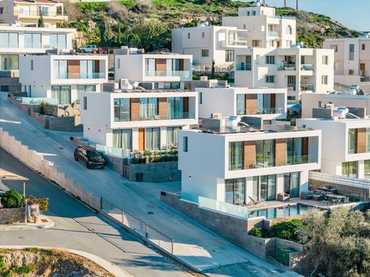 Einfamilienhaus in Chlórakas, Paphos District
