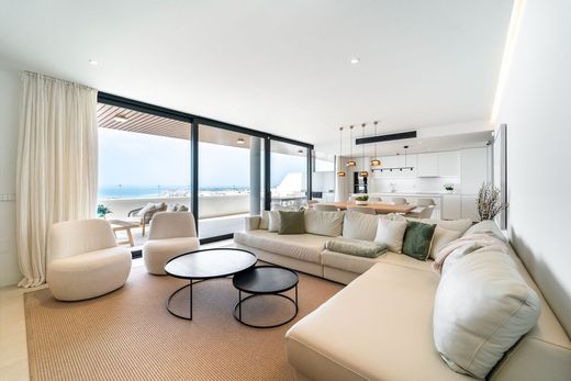 Apartment / Etagenwohnung in Fuengirola, Málaga