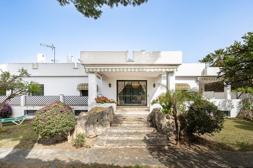 Einfamilienhaus in The Golden Mile, Málaga