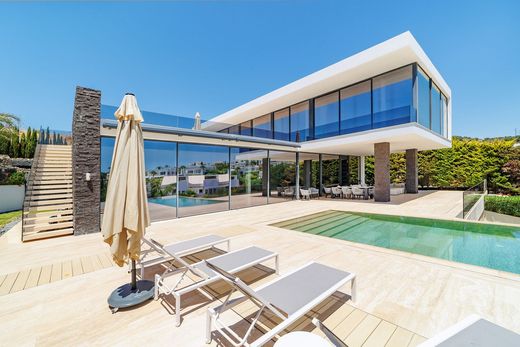 Einfamilienhaus in Nueva Andalucia, Málaga