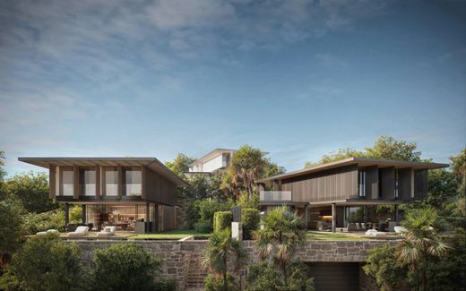 Detached House in Nueva Andalucia, Malaga