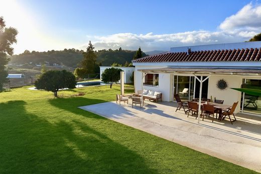 Detached House in Estepona, Malaga