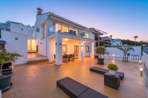 Detached House in Estepona, Malaga