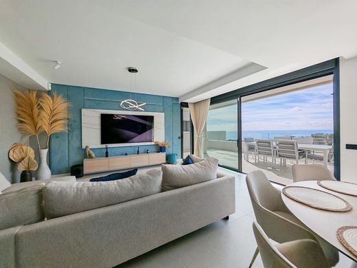 Penthouse in Los Monteros, Málaga