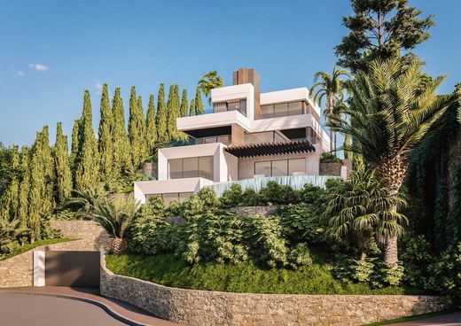 Detached House in Puerto Banus, Malaga
