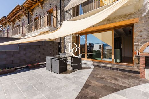 Villa in Puigcerdà, Province of Girona