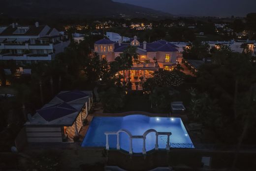 ‏בית חד-משפחתי ב  Nueva Andalucia, Provincia de Málaga