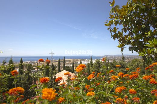 Detached House in Estepona, Malaga
