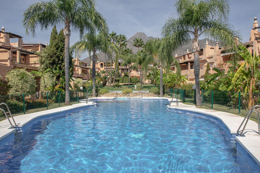 Semidetached House in The Golden Mile, Malaga