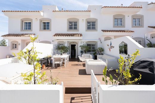 Townhouse in Nueva Andalucia, Malaga