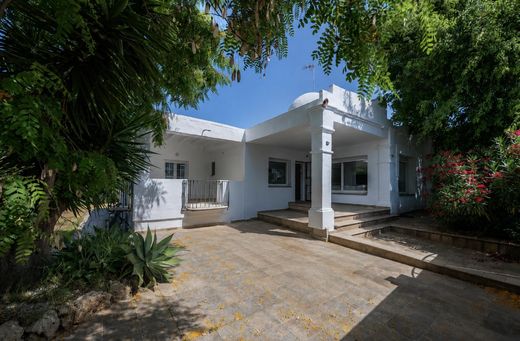 Villa in Marbella, Malaga