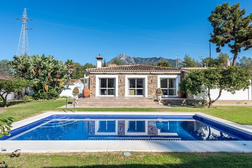 Detached House in The Golden Mile, Malaga