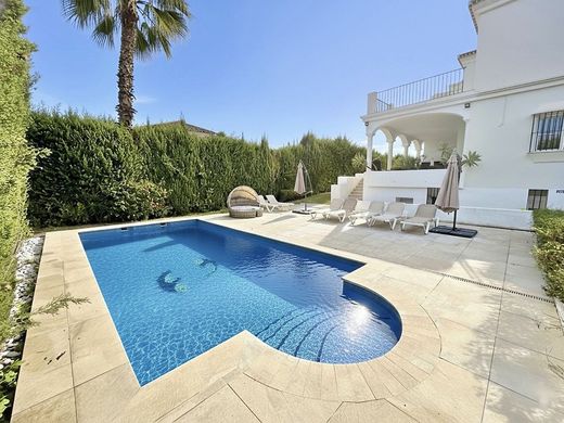 Detached House in Nueva Andalucia, Malaga