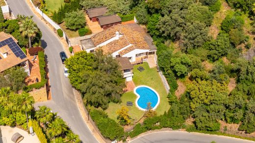 Detached House in Marbella, Malaga