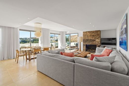 Apartment in Los Flamingos, Malaga